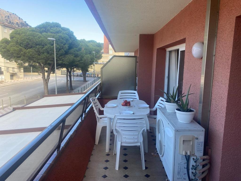 Apartamento Familiar Torroella De Montgri Exterior photo