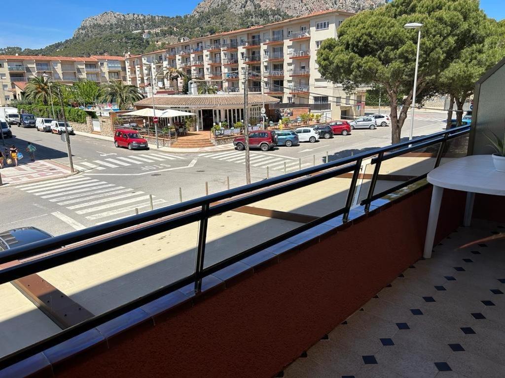 Apartamento Familiar Torroella De Montgri Exterior photo